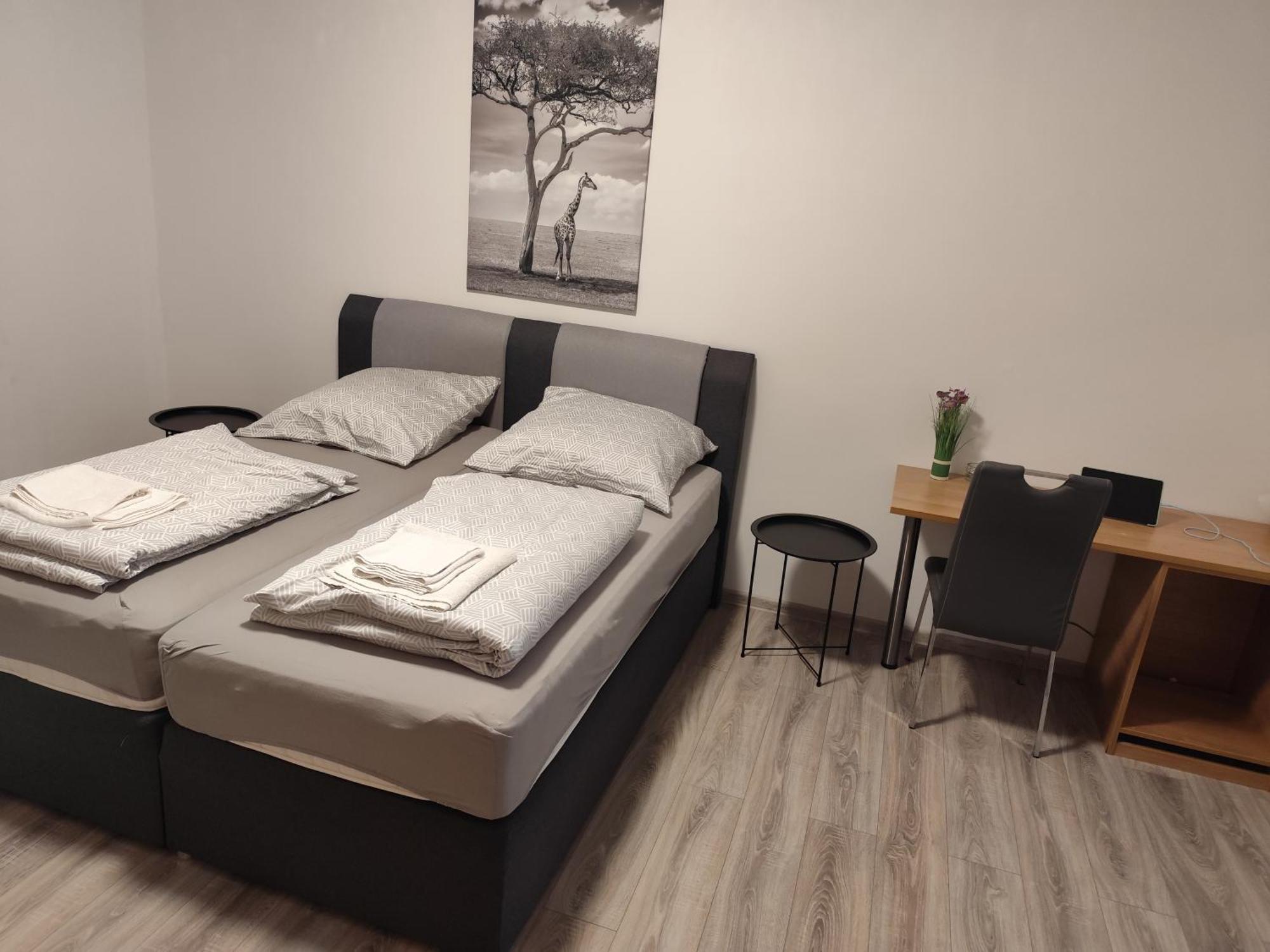 Cocon Zeitz Apartment Bagian luar foto