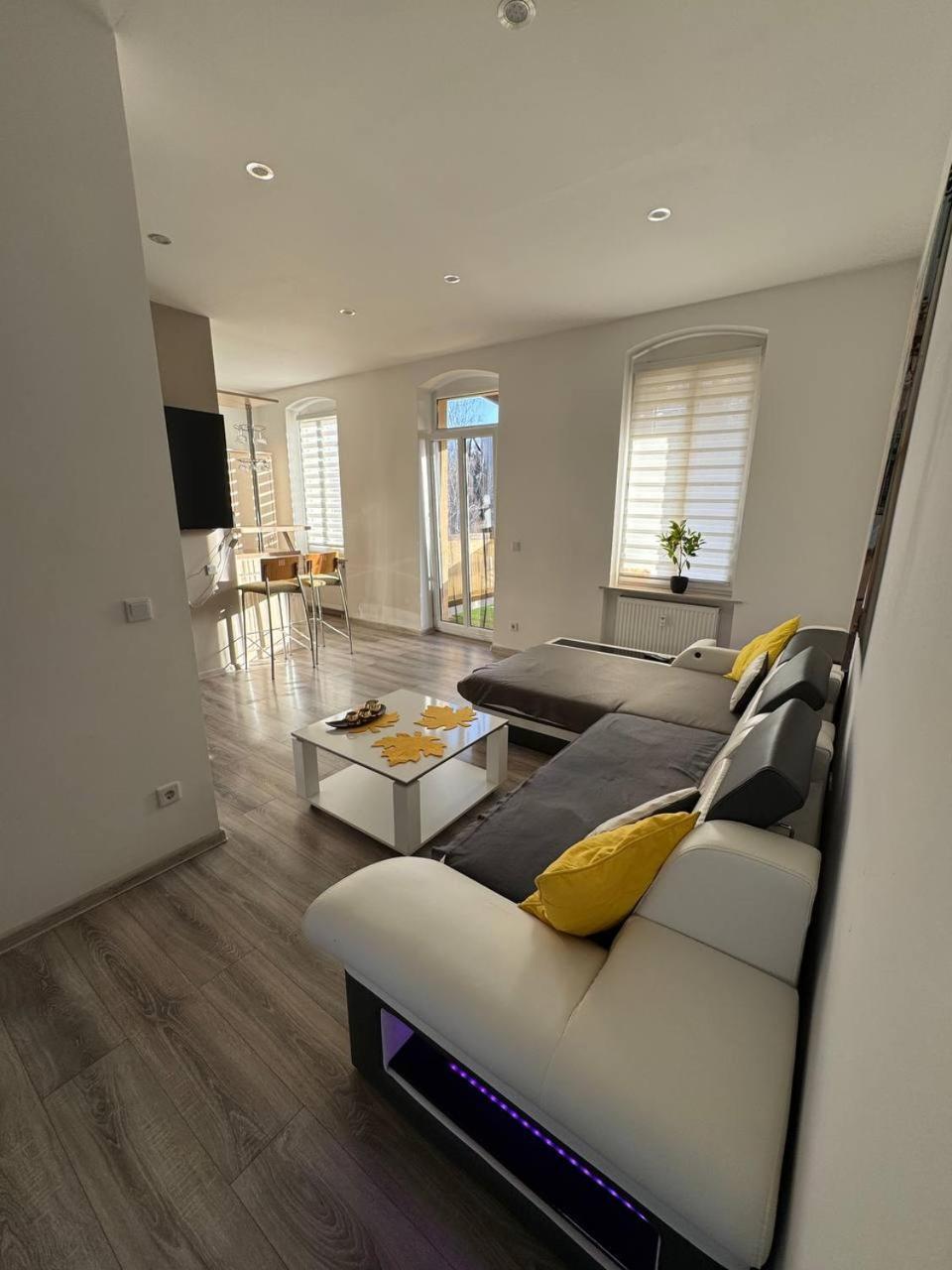 Cocon Zeitz Apartment Bagian luar foto